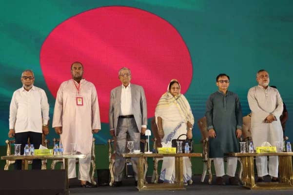 সিলেটে সিসিকের নাগরিক সংবর্ধনায় যোগ দিলেন রাষ্ট্রপতি মির্জা ফখরুল